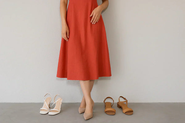 Quelles chaussures avec une robe rouge corail ?