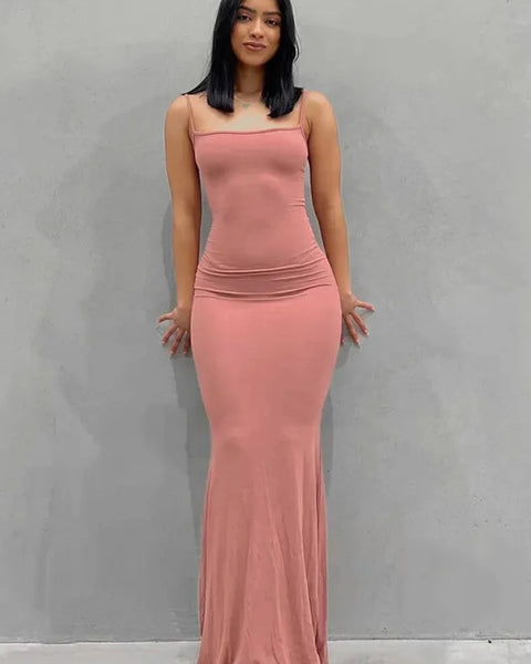 Robe corail moulante