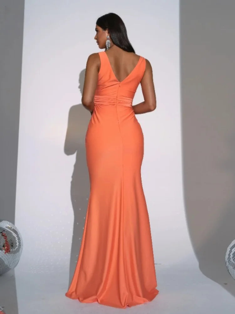 Robe corail sans manches